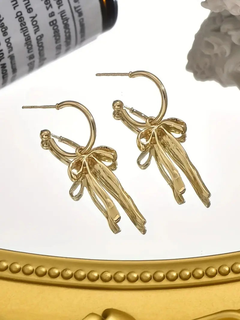 Women's Elegant Bowknot Design Dangle Earrings
