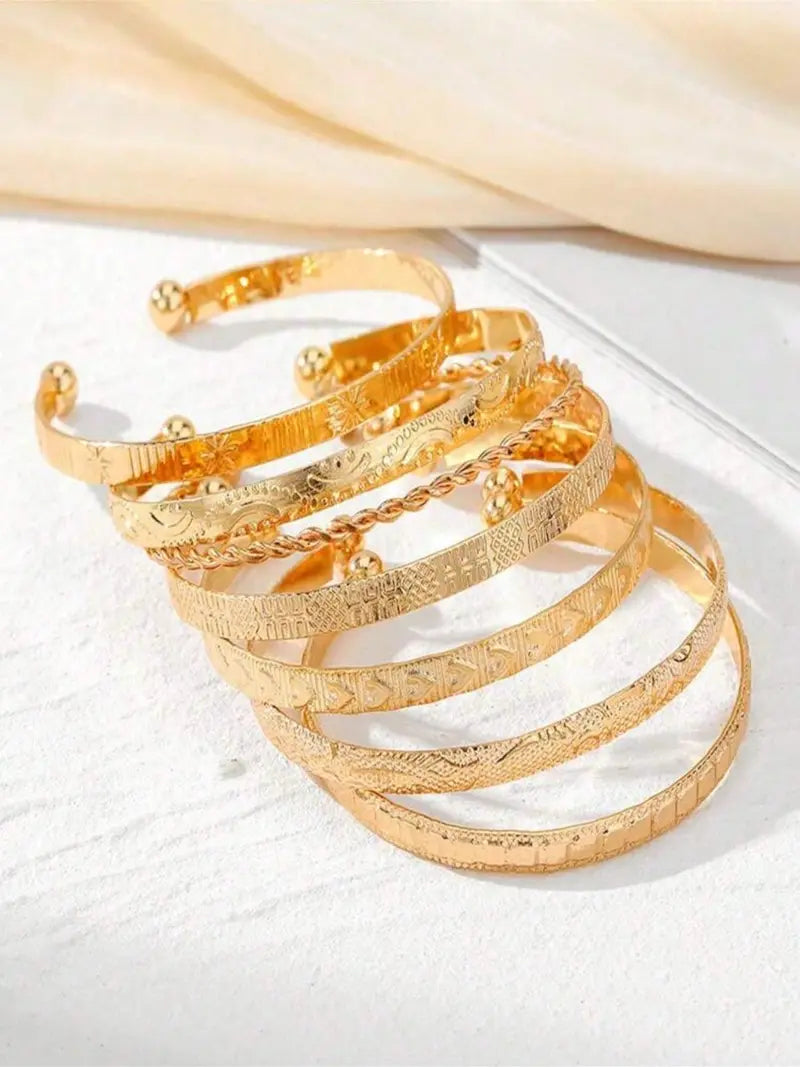 7-Piece set Women's Gold Bangle Set Gold-Plated Stackable Open Cuffs & Classic Embossed Designs, Minimalist Layering Jewelry, Stack Bangles, Perfect Gift For Her, Suitable For Women's Everyday And Vacation Outfits, Bracelets Stack