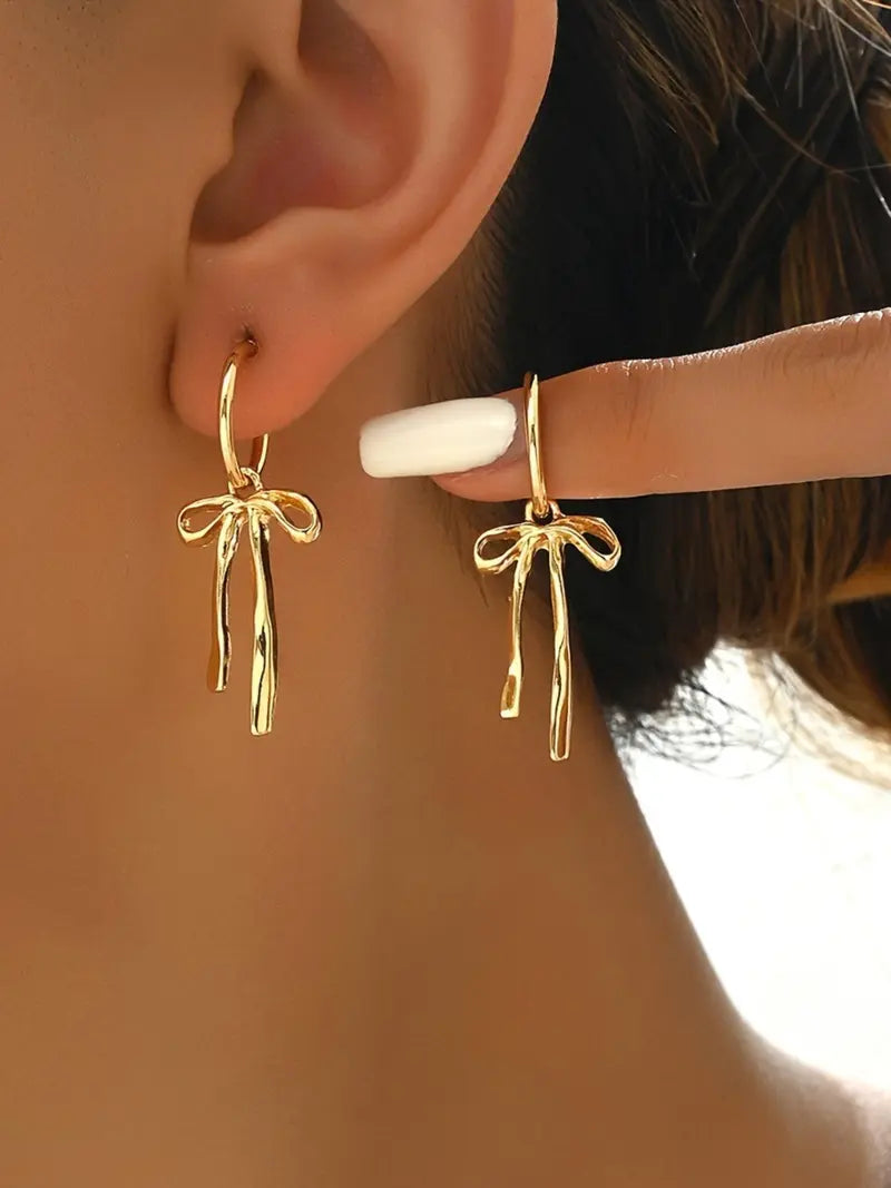 Women's Elegant Bowknot Design Dangle Earrings